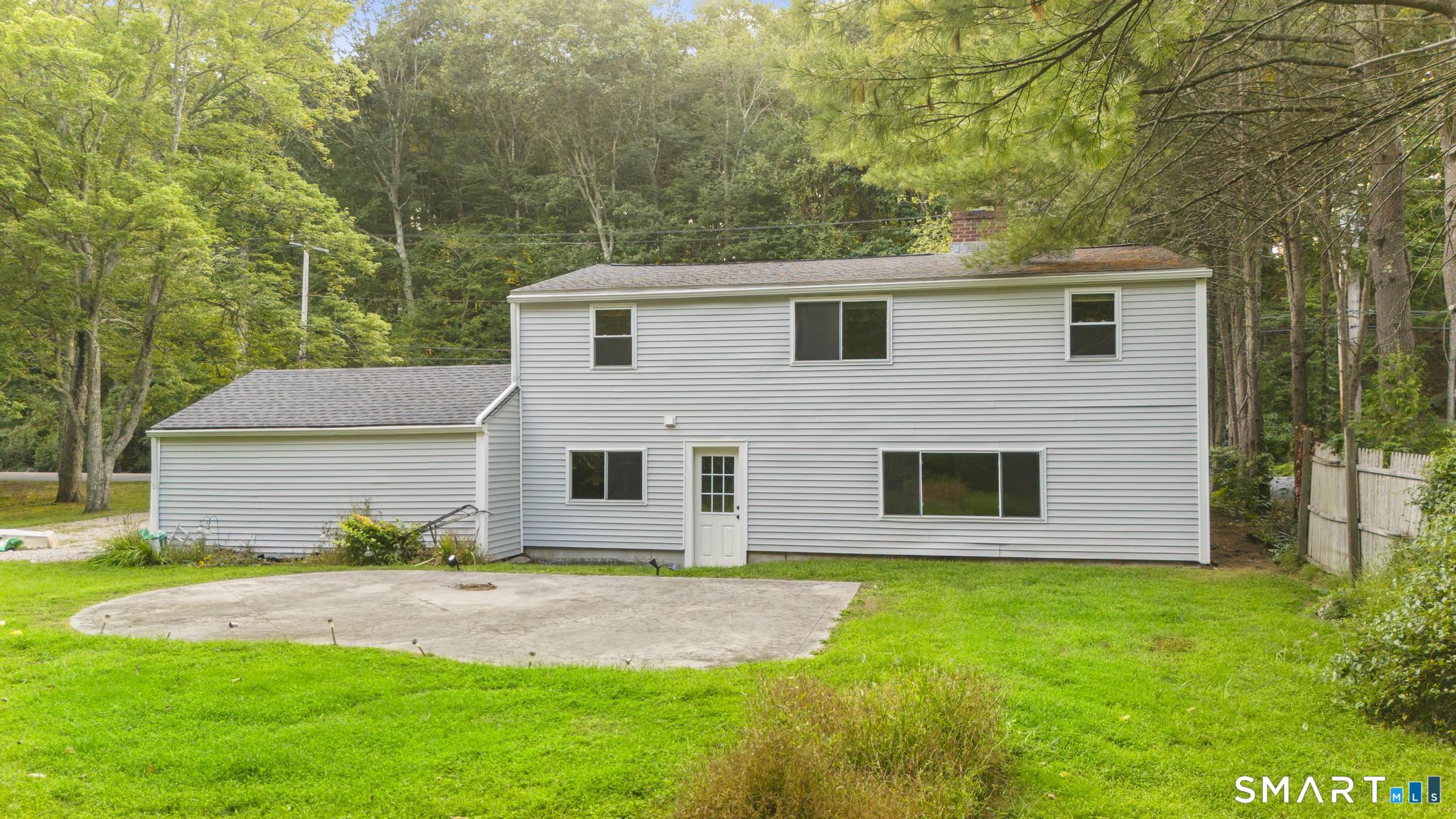 89 Book Hill Road Essex CT 06426