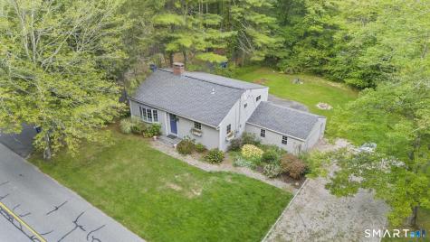 89 Book Hill Road Essex CT 06426
