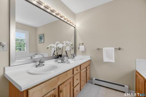22 Scenic View Drive Newtown CT 06470