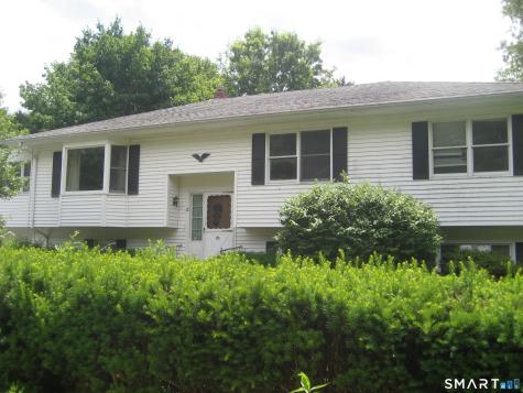 21 Daniel Street Norwich CT 06360
