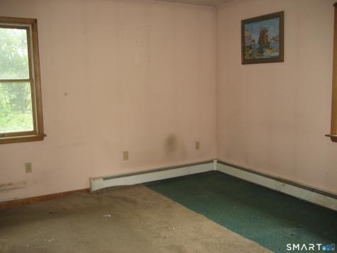 21 Daniel Street Norwich CT 06360