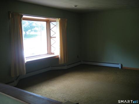 21 Daniel Street Norwich CT 06360