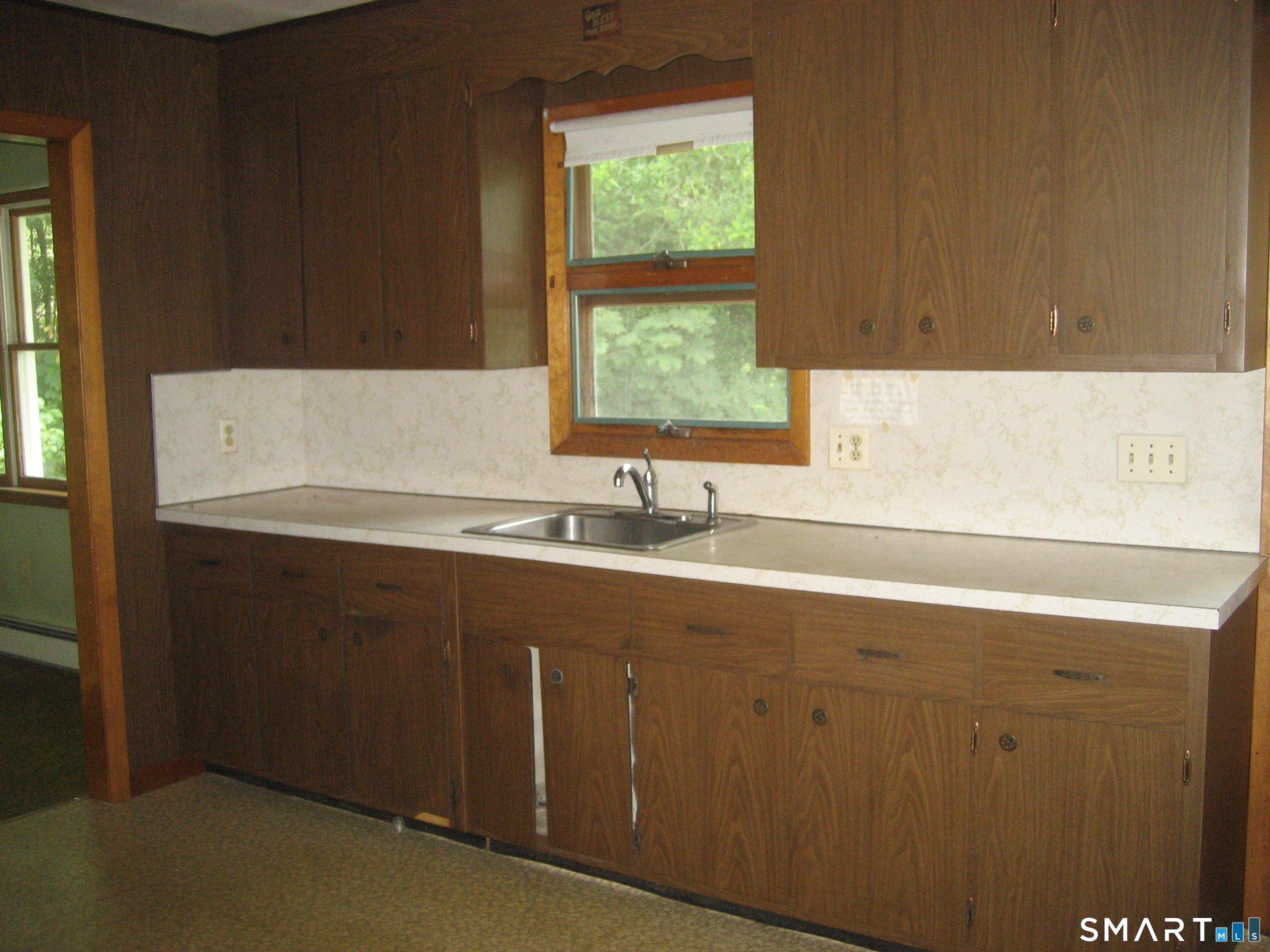 21 Daniel Street Norwich CT 06360