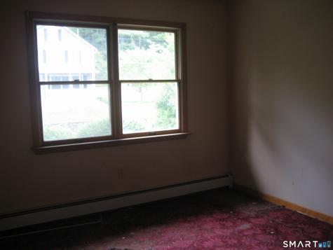 21 Daniel Street Norwich CT 06360