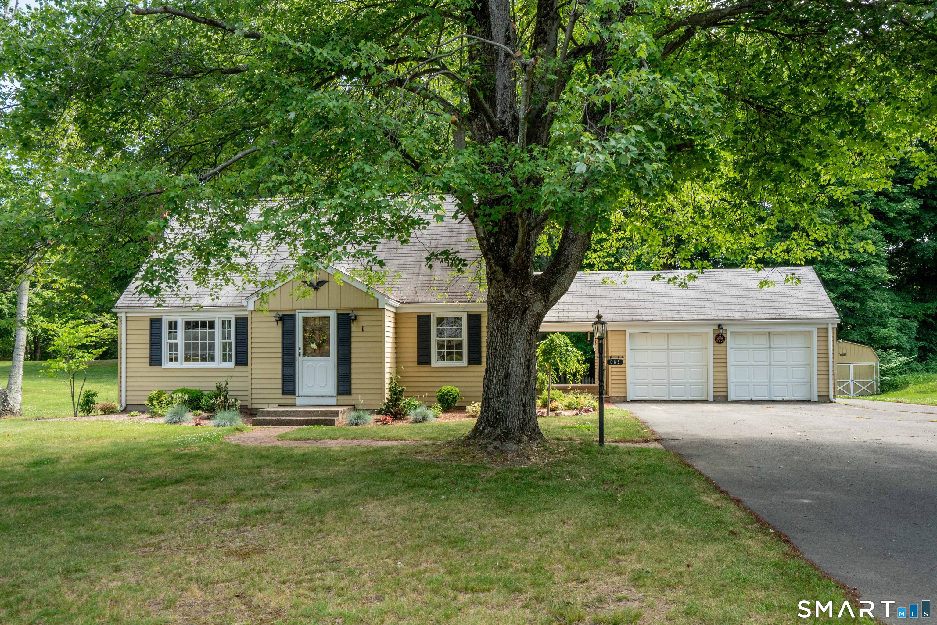 1 Foothills Way Bloomfield CT 06002