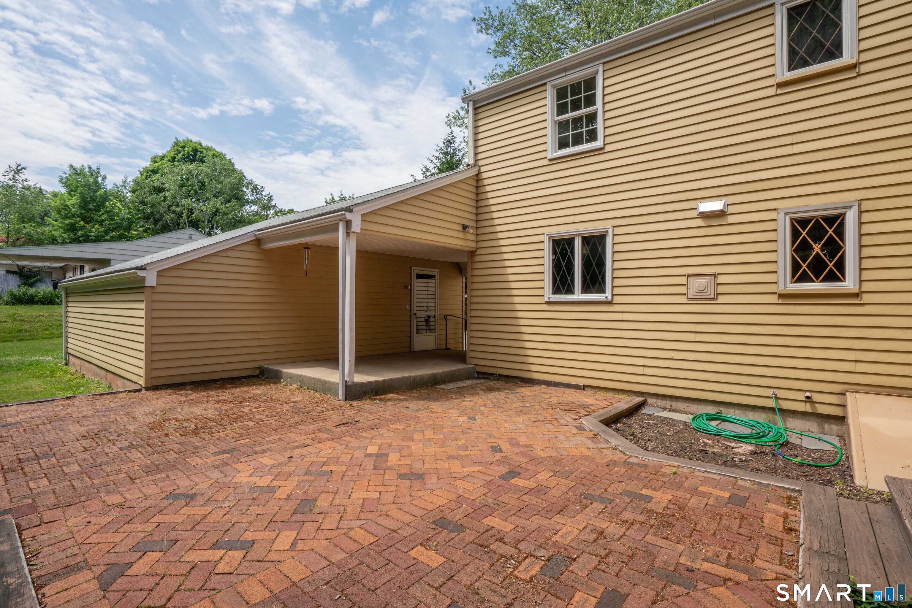 1 Foothills Way Bloomfield CT 06002