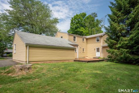 1 Foothills Way Bloomfield CT 06002