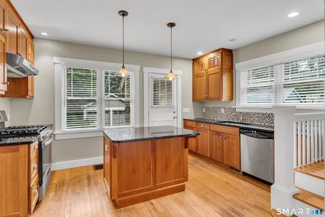 64 Francis Street East Haven CT 06512