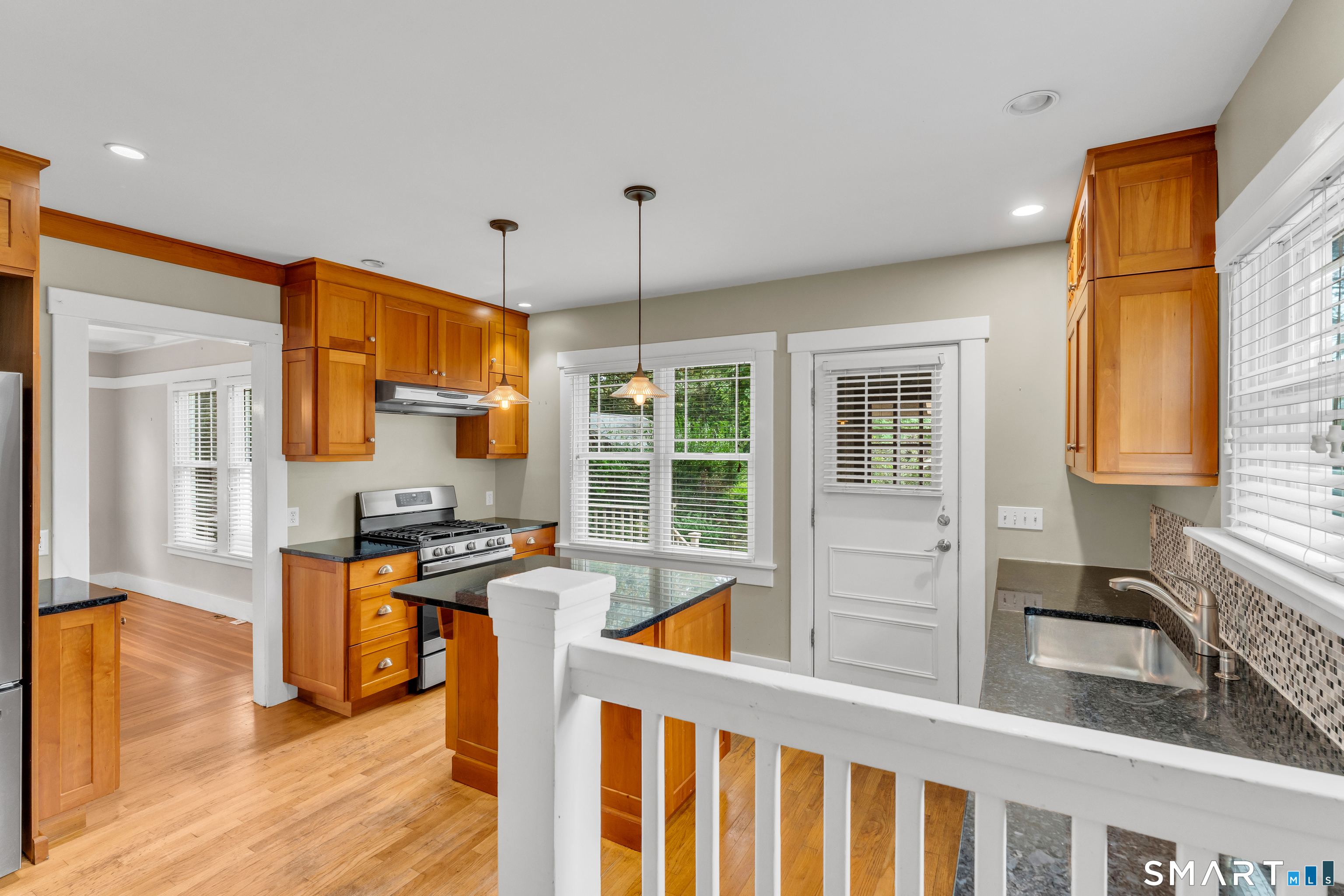 64 Francis Street East Haven CT 06512