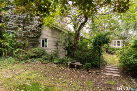 64 Francis Street East Haven CT 06512