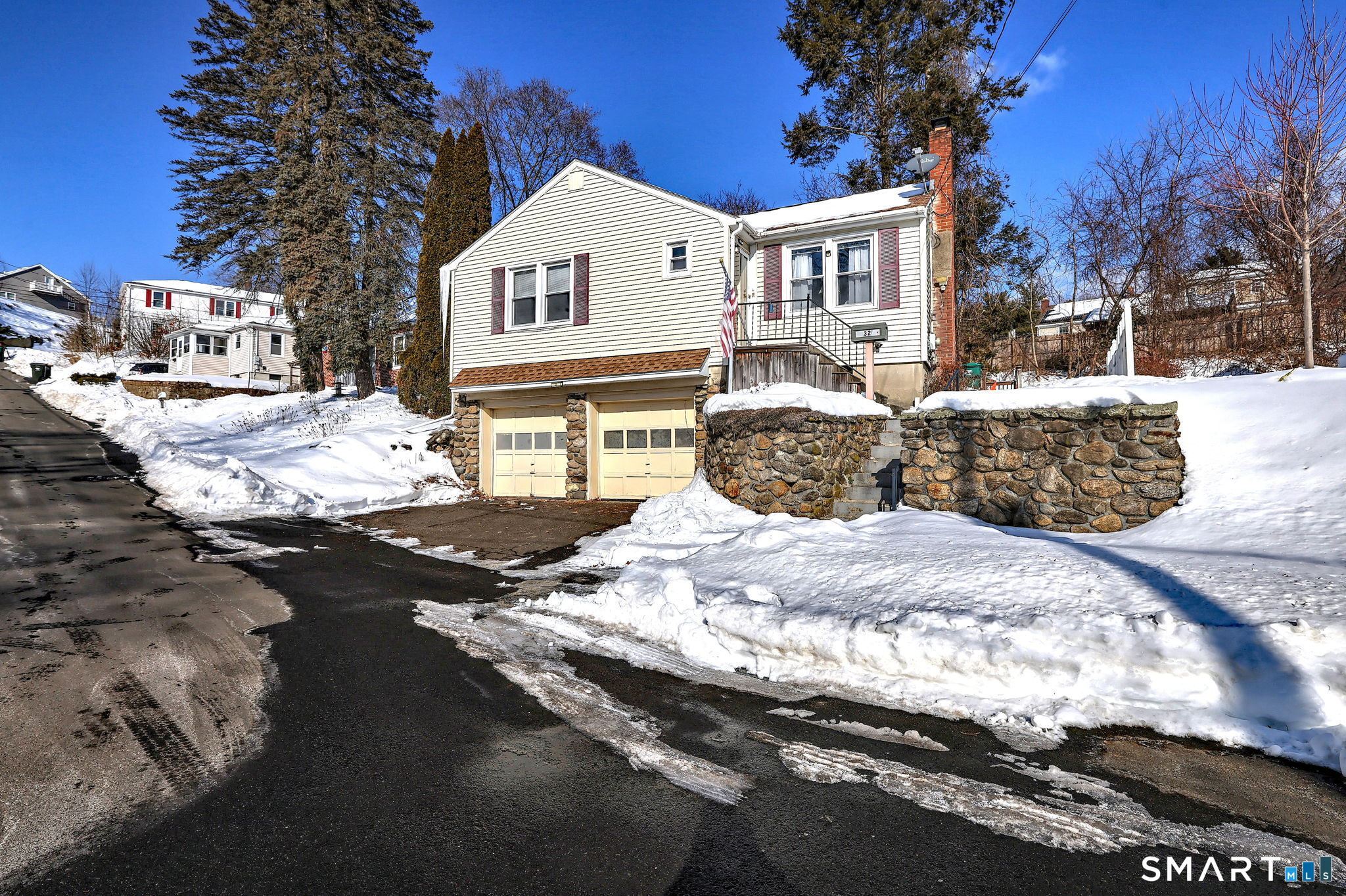 32 George Street Seymour CT 06483