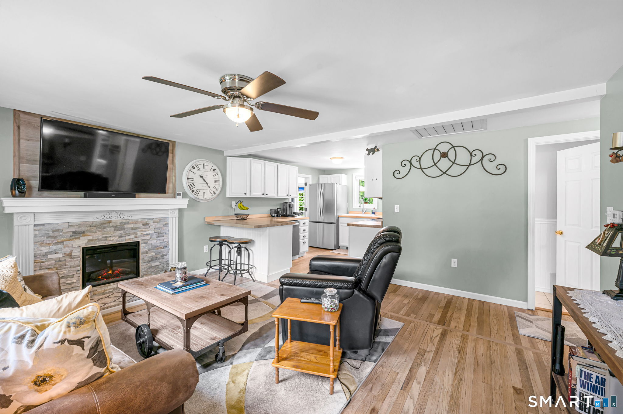 32 Parsons Road Enfield CT 06082