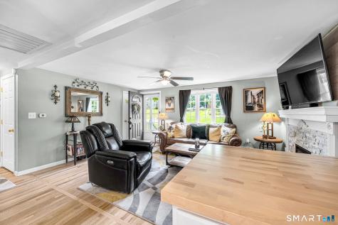 32 Parsons Road Enfield CT 06082