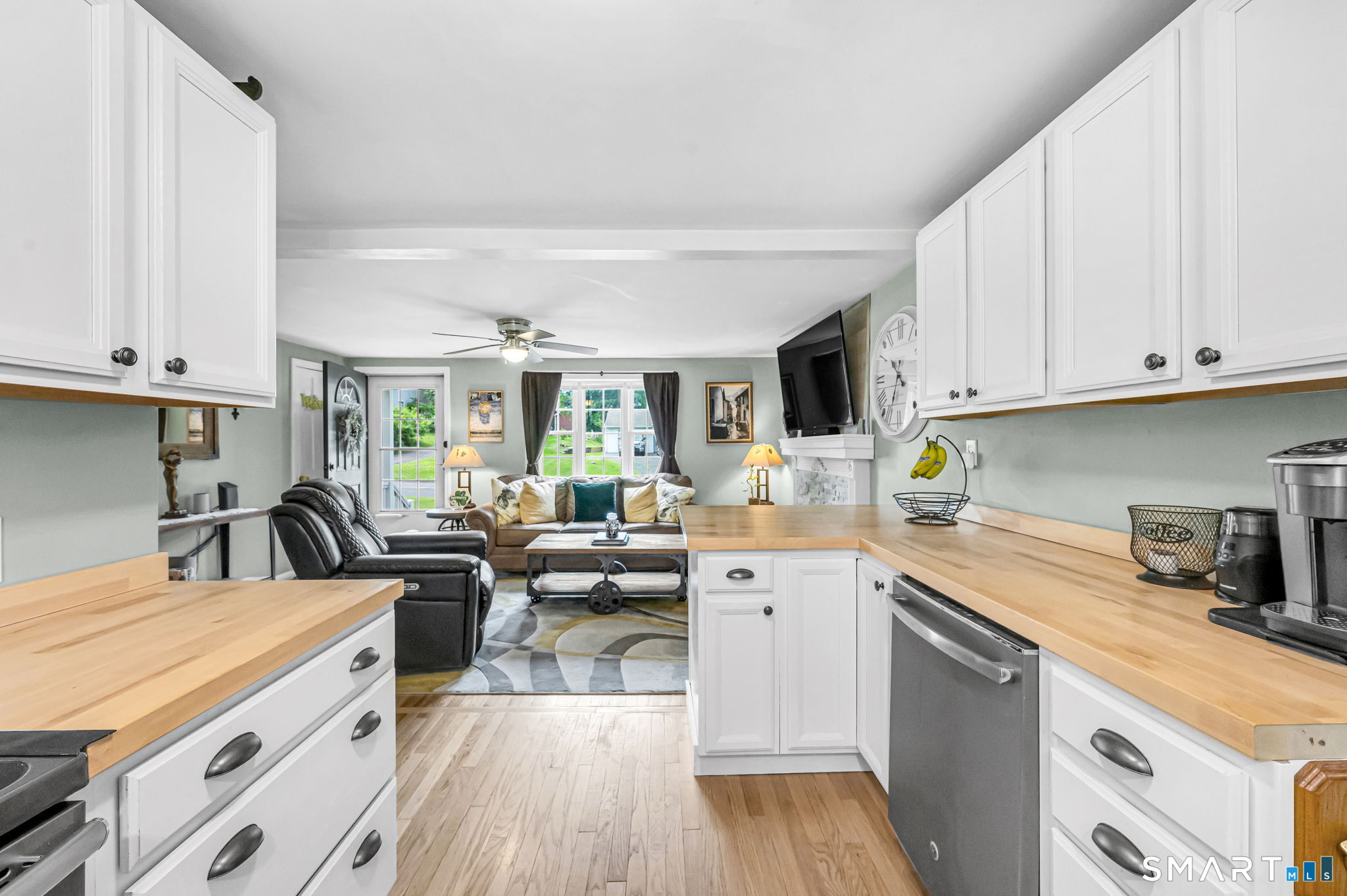 32 Parsons Road Enfield CT 06082