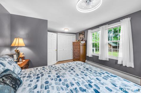 32 Parsons Road Enfield CT 06082