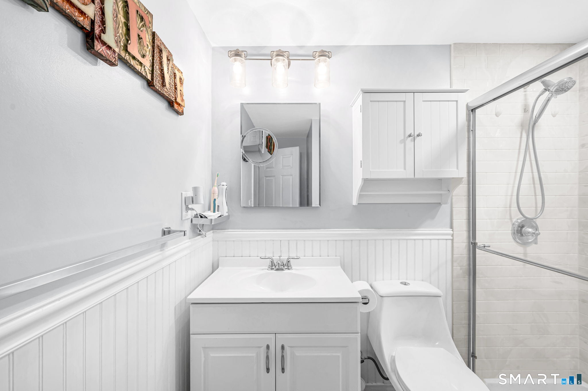 32 Parsons Road Enfield CT 06082