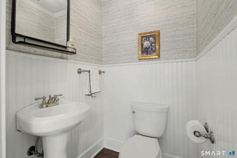 60 Middlesex Road Darien CT 06820
