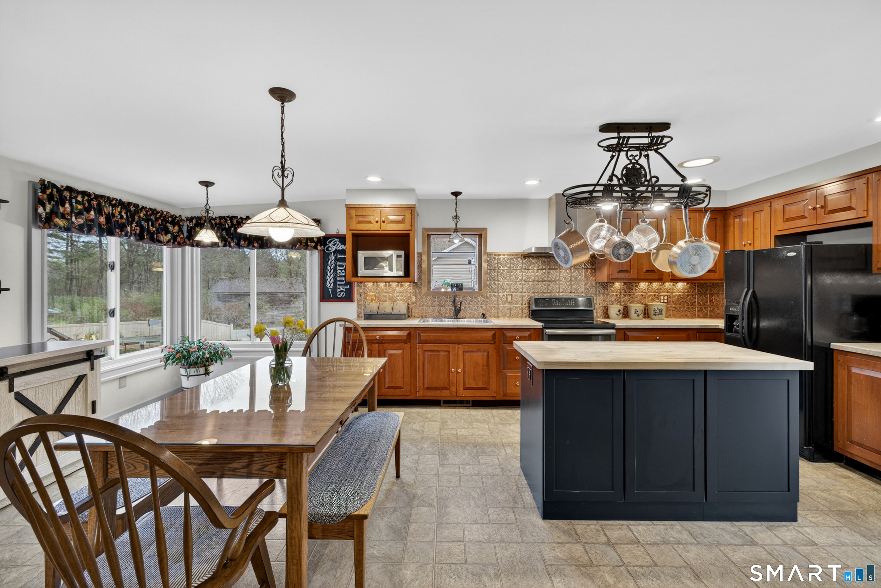 140 Tripp Road Woodstock CT 06281