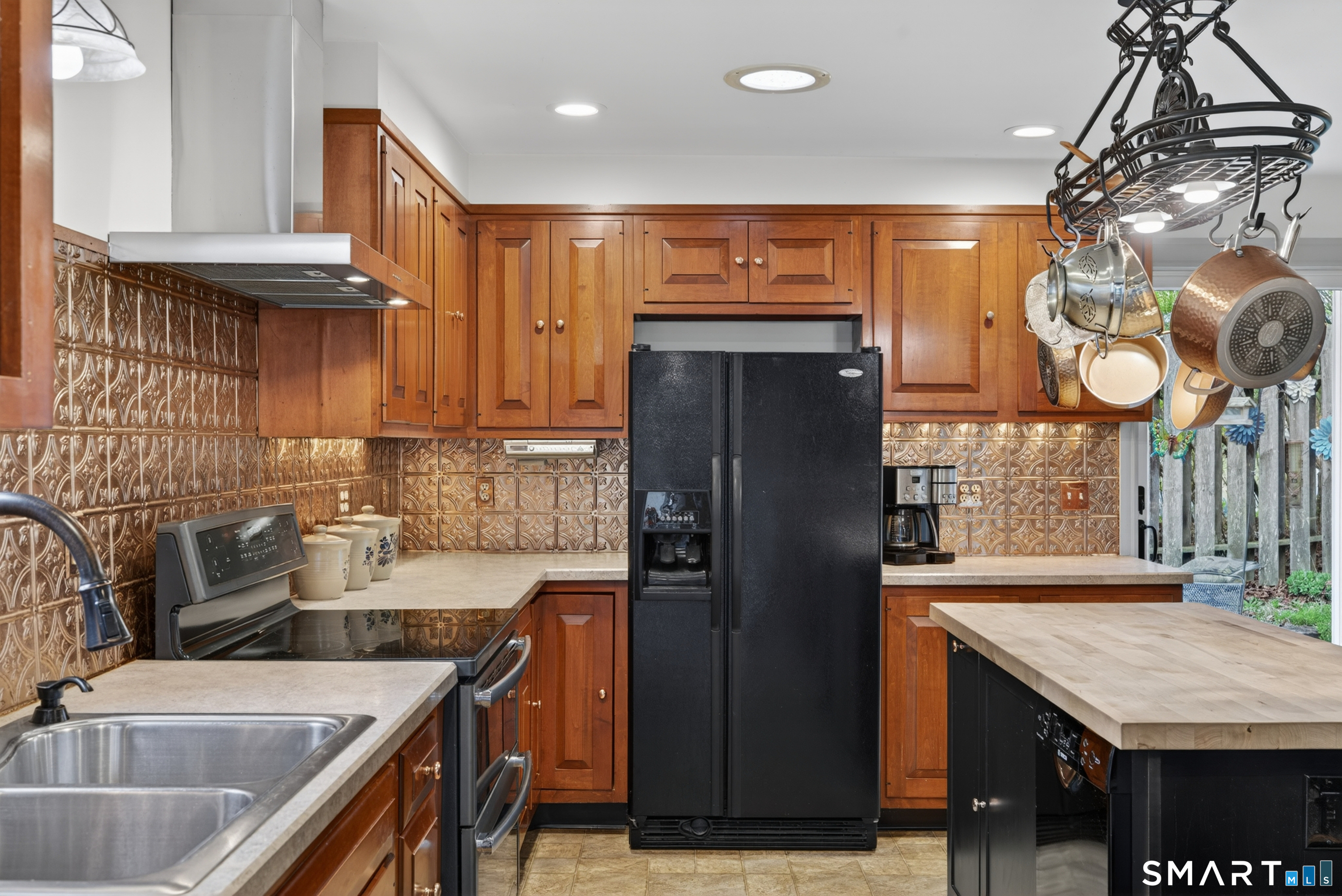 140 Tripp Road Woodstock CT 06281