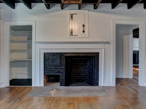 668 Middle Turnpike Mansfield CT 06268