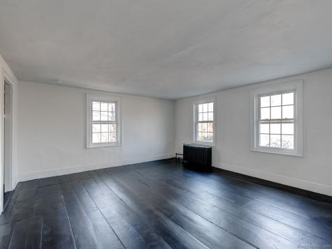 668 Middle Turnpike Mansfield CT 06268