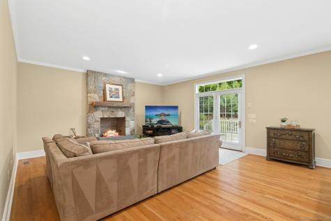 2 Wentworth Drive Newtown CT 06470