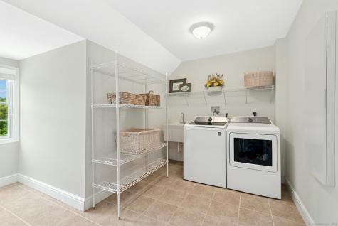 2 Wentworth Drive Newtown CT 06470