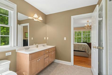 2 Wentworth Drive Newtown CT 06470