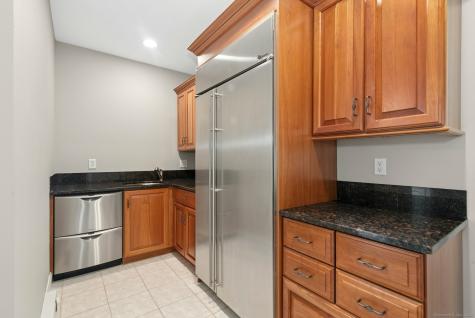 2 Wentworth Drive Newtown CT 06470