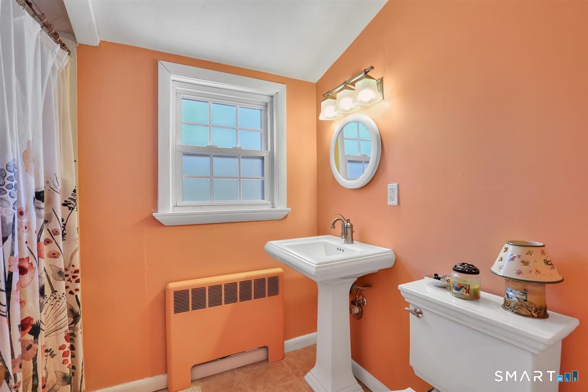 2 Alpine Street Manchester CT 06040