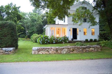 19 Pomperaug Road Woodbury CT 06798