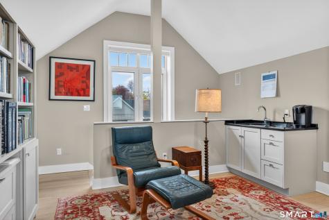 136 Daniel Avenue Guilford CT 06437