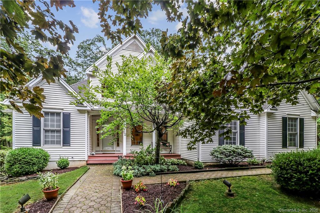 35 Bayberry Lane New Milford CT 06776