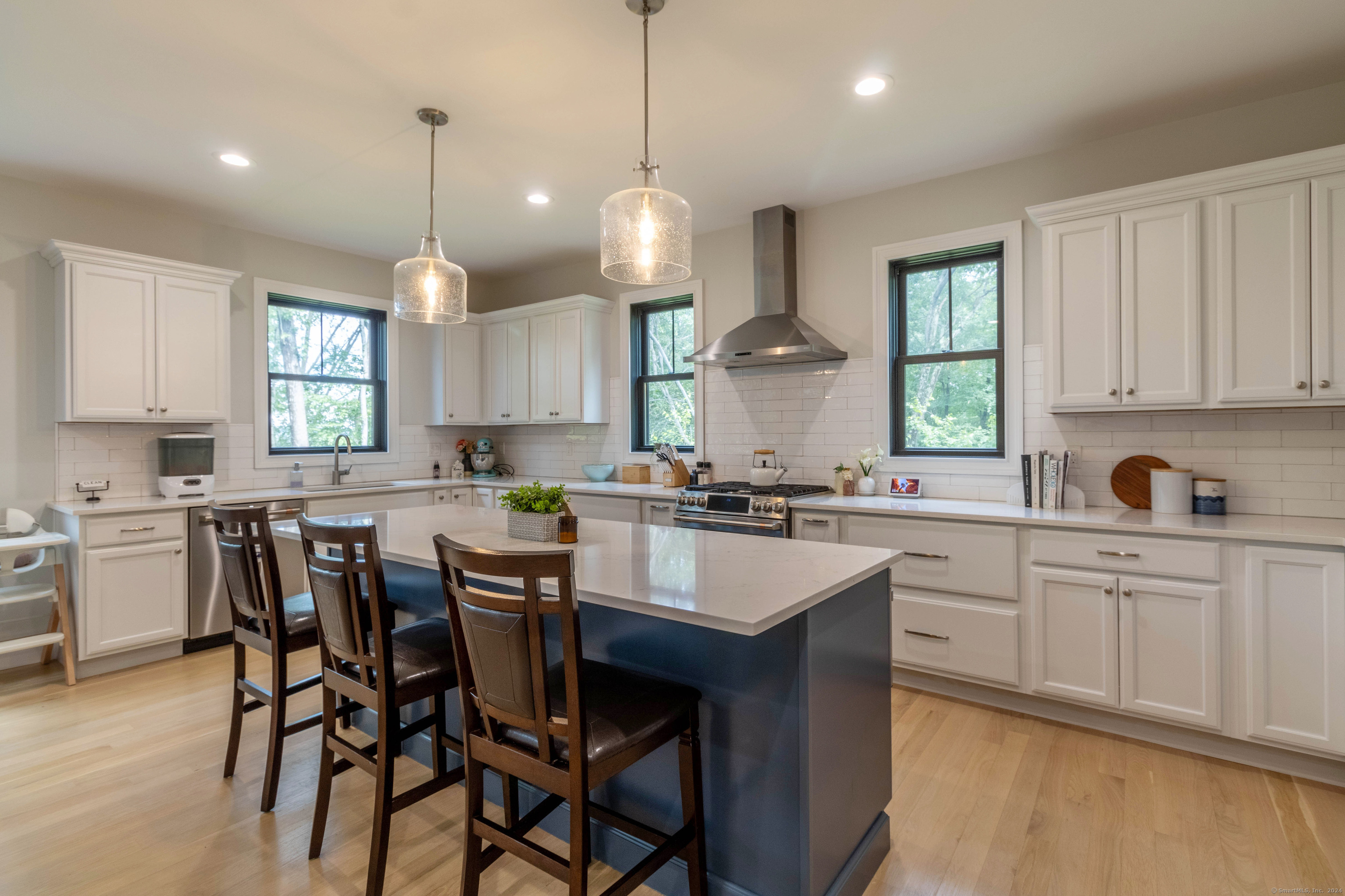 202 Edgewater Circle East Hampton CT 06424