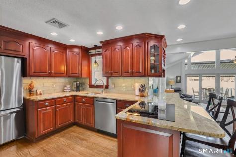 976 Old Rock Hill Road Wallingford CT 06492