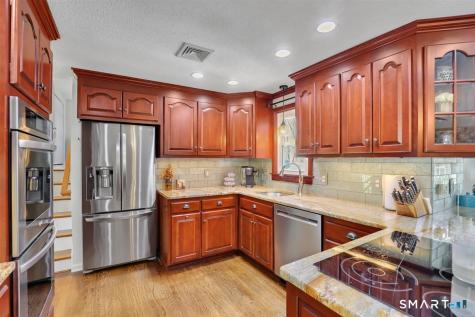 976 Old Rock Hill Road Wallingford CT 06492