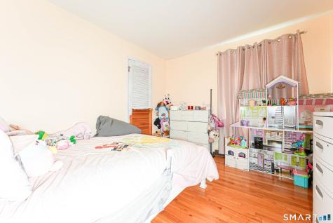 101 Chase Lane West Haven CT 06516