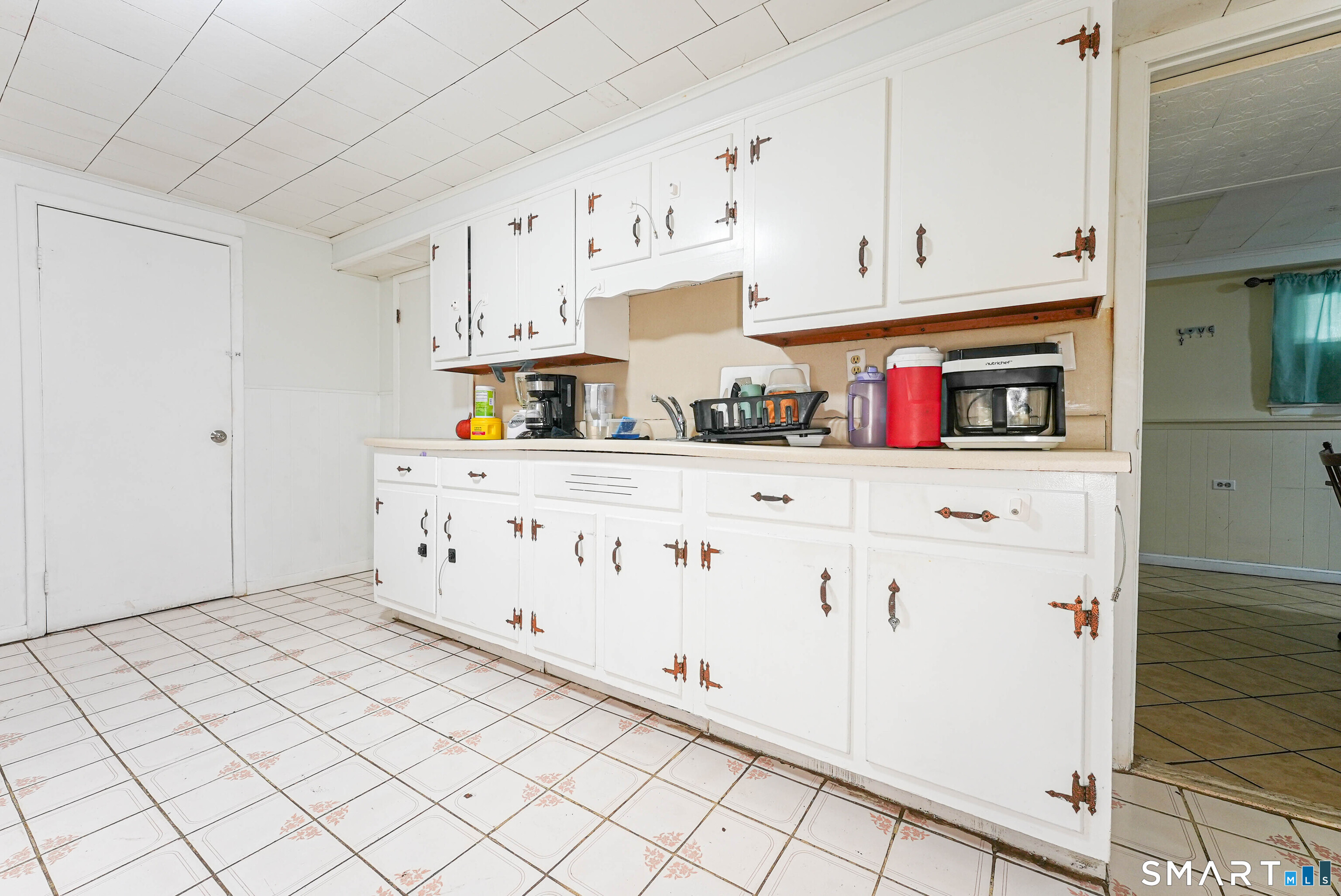 101 Chase Lane West Haven CT 06516