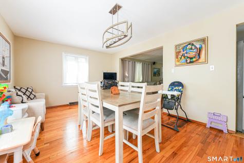 101 Chase Lane West Haven CT 06516