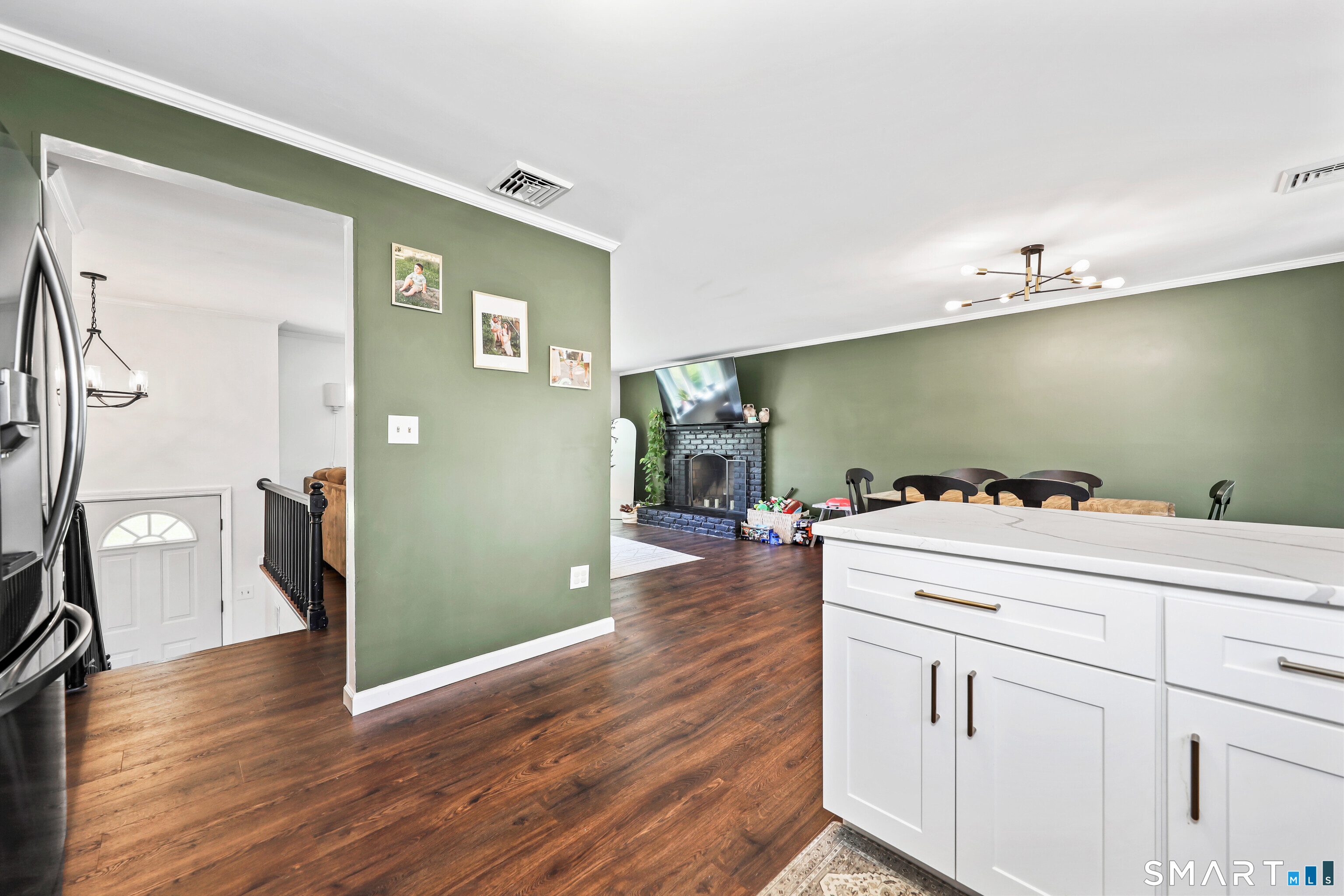 97 Dorothy Lane Plymouth CT 06786
