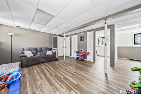97 Dorothy Lane Plymouth CT 06786
