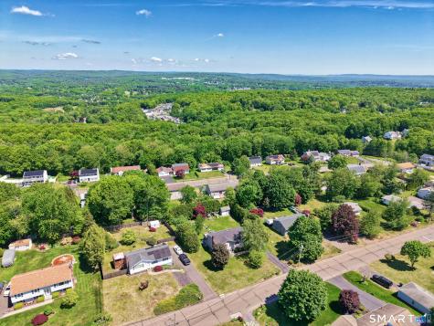 97 Dorothy Lane Plymouth CT 06786