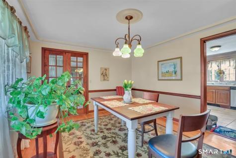 24 Meadowood Drive Middletown CT 06457