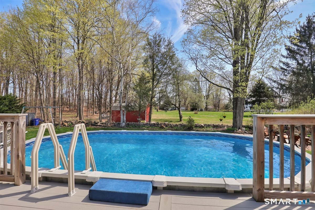 24 Meadowood Drive Middletown CT 06457