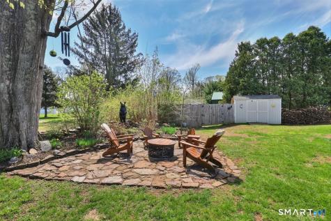 24 Meadowood Drive Middletown CT 06457