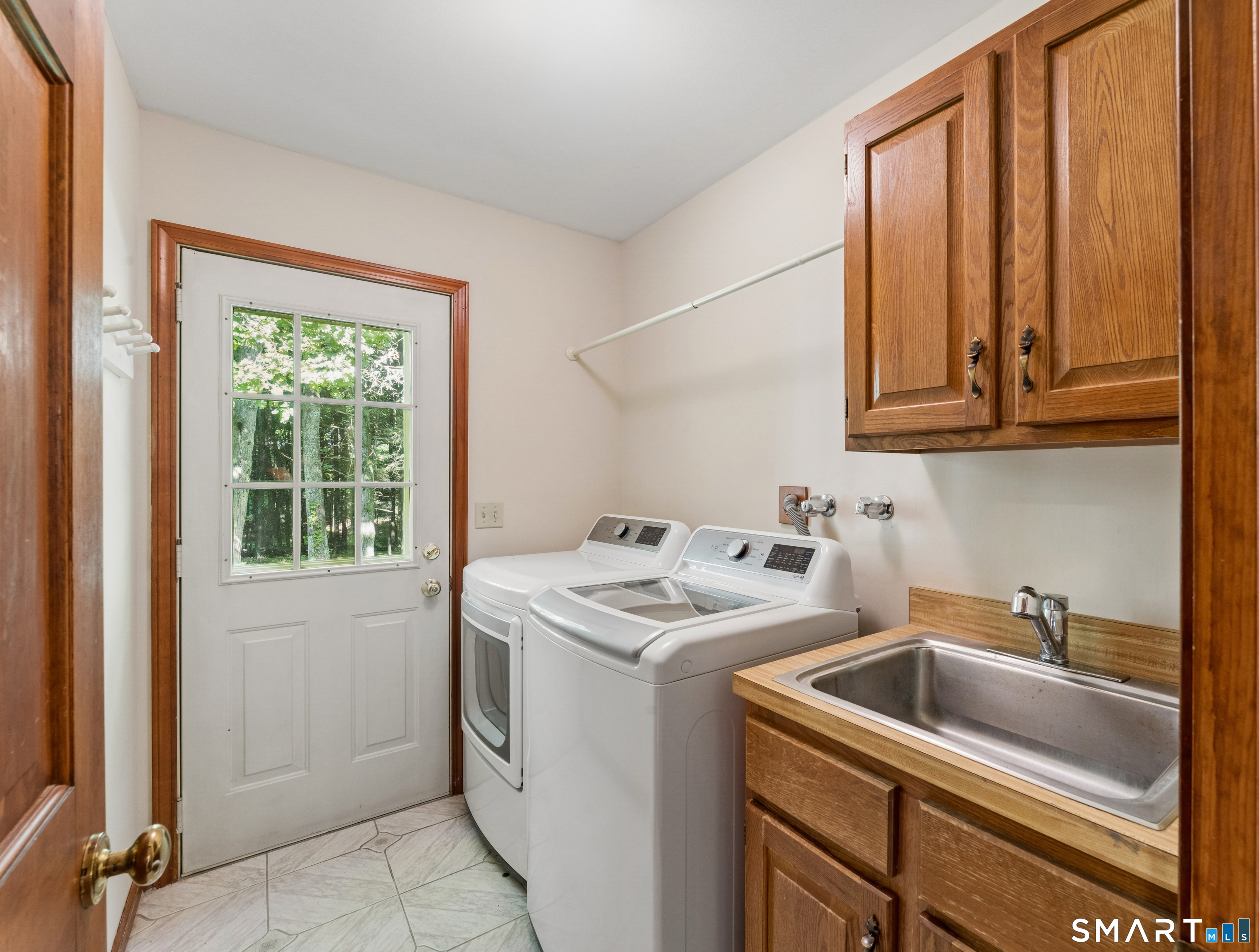 297 North Poverty Road Southbury CT 06488