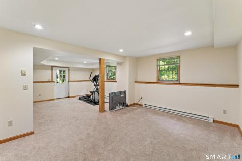 297 North Poverty Road Southbury CT 06488