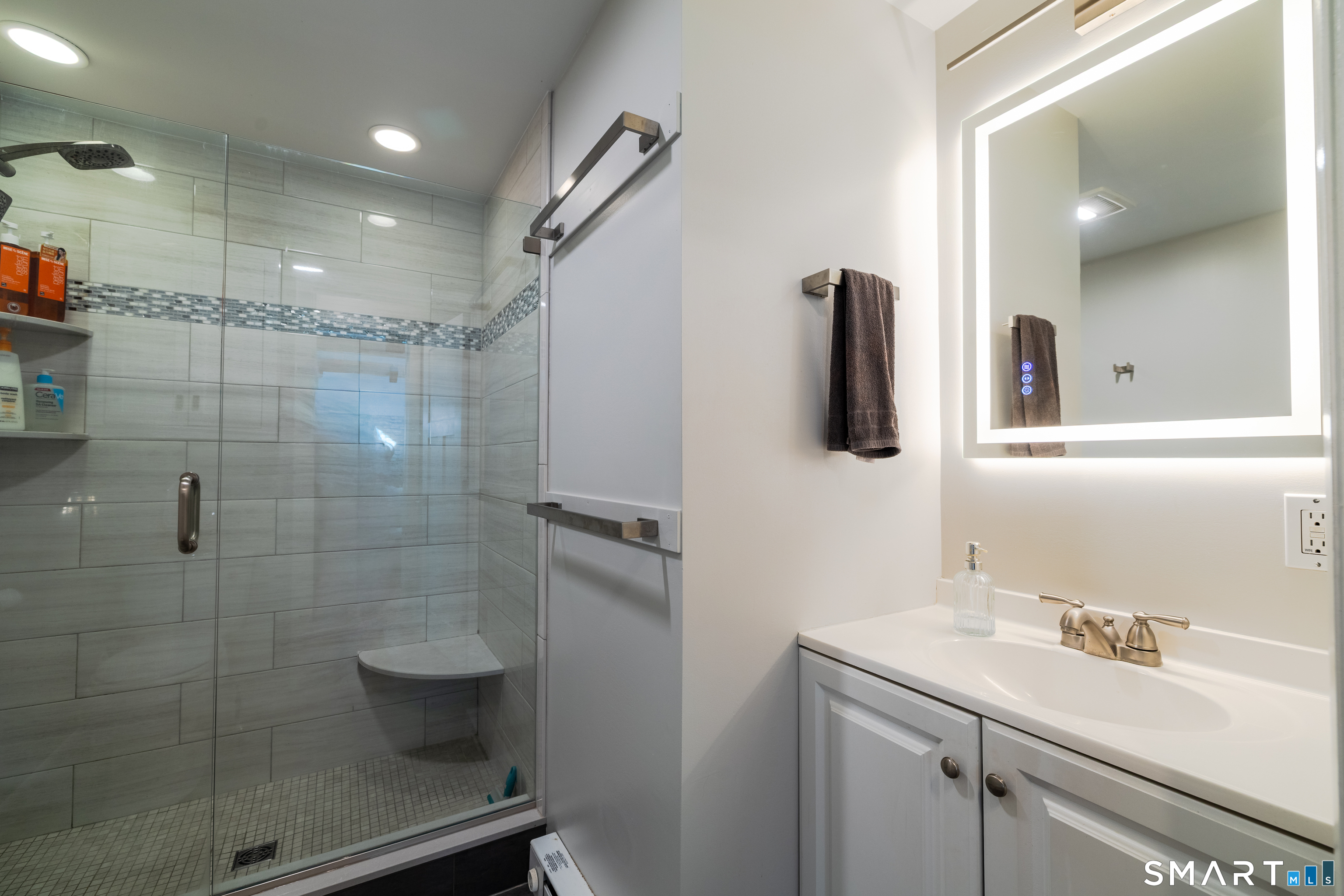 43 Whitney Road Groton CT 06355