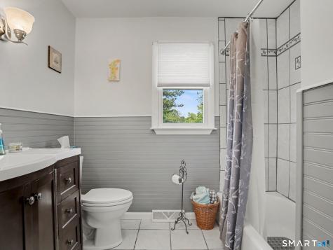 21 Linden Drive Milford CT 06460