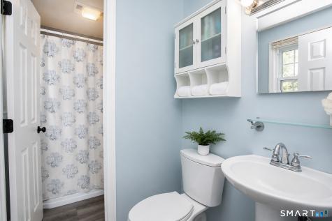 10 Harlan Road Farmington CT 06032